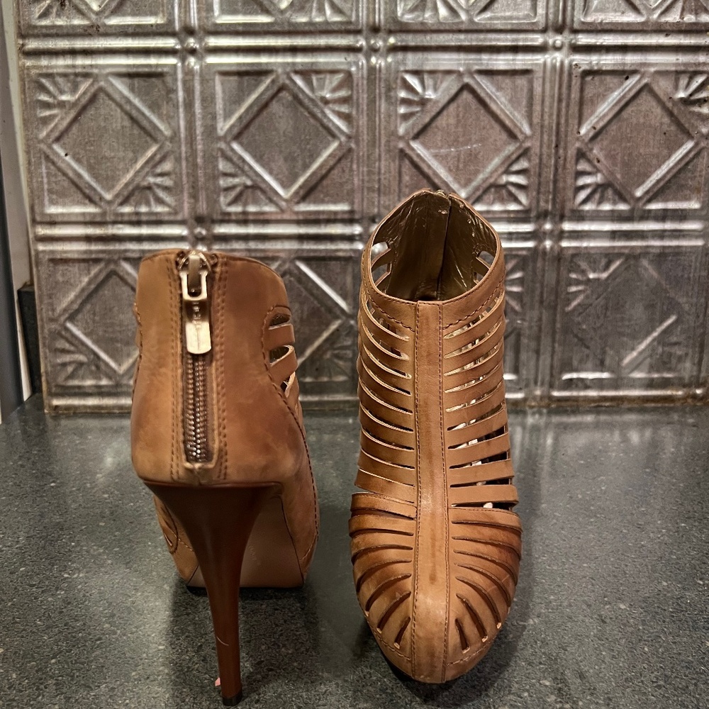BCBGeneration Booties size 9M
